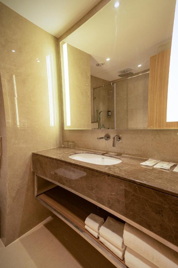 Hotel Golden Tulip Bhopal Extérieur photo